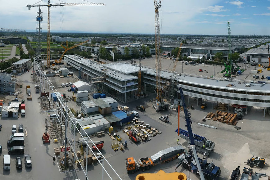 How does a Liebherr crawler crane get to Bauma?